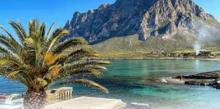 Cornino Casa Vacanze La Dolce Vita 쿠스토나치 외부 사진